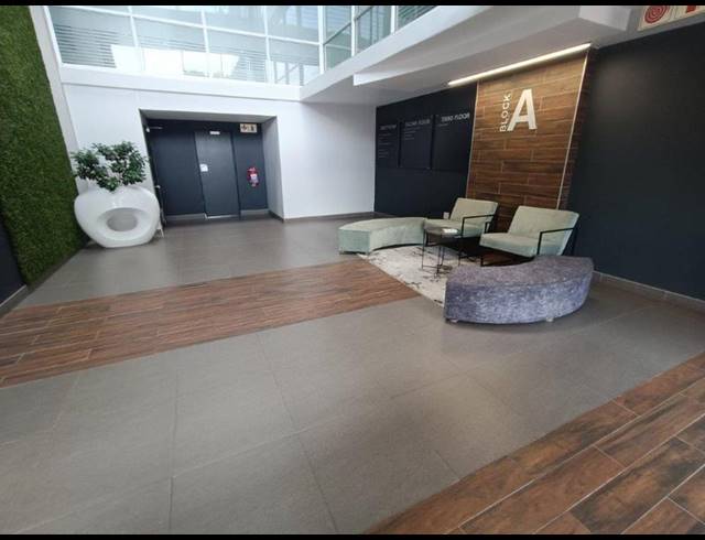 BUSINESS PROPERTY TO RENT IN CRESTA